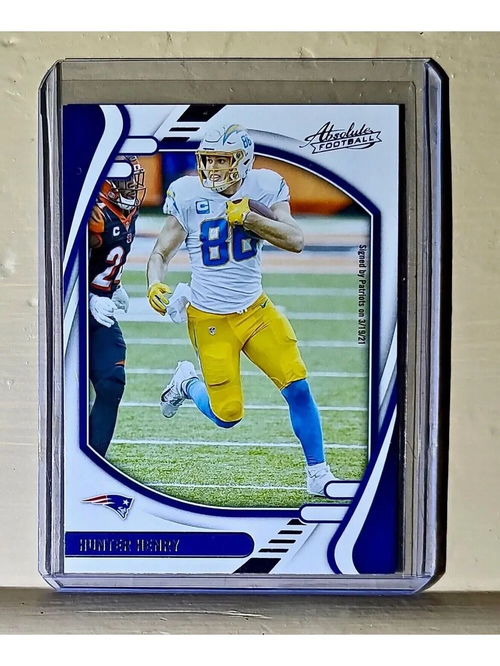 Hunter Henry 2021 Panini NFL Absolute Football #28 Card